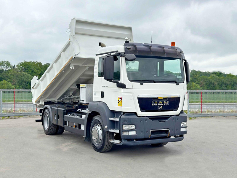 MAN TGS 18.320 * KIPPER 4,95m + BORDMATIC*TOPZUSTAND - Camión volquete: foto 2 MAN TGS 18.320 * KIPPER 4,95m + BORDMATIC*TOPZUSTAND - Camión volquete: foto 2