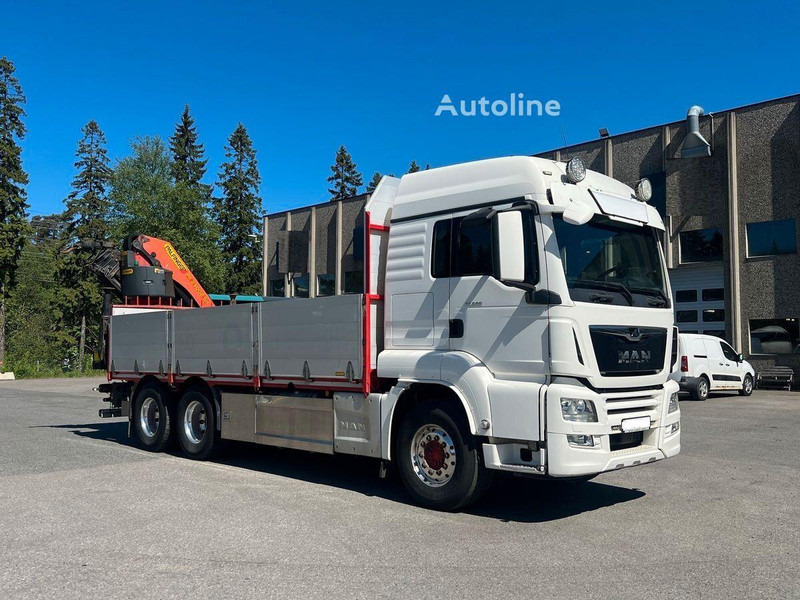 MAN TGS 33.500 - Flatbed+crane 6x4 - Camión caja abierta, Camión grúa: foto 2 MAN TGS 33.500 - Flatbed+crane 6x4 - Camión caja abierta, Camión grúa: foto 2