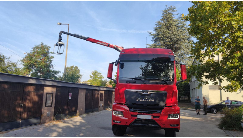 MAN TGS 33.520 - Camión forestal, Camión grúa: foto 5 MAN TGS 33.520 - Camión forestal, Camión grúa: foto 5