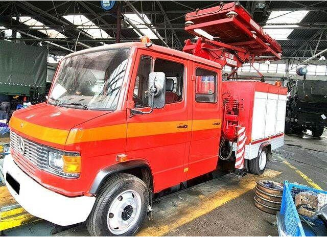 Mercedes-Benz 814 DHL ATLAS RAIL ROAD RAILWAY ZWEIWEG - Camión de bomberos: foto 2 Mercedes-Benz 814 DHL ATLAS RAIL ROAD RAILWAY ZWEIWEG - Camión de bomberos: foto 2