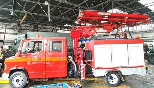 Mercedes-Benz 814 DHL ATLAS RAIL ROAD RAILWAY ZWEIWEG - Camión de bomberos: foto 1 Mercedes-Benz 814 DHL ATLAS RAIL ROAD RAILWAY ZWEIWEG - Camión de bomberos: foto 1