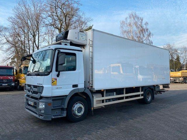 Mercedes-Benz ACTROS 1832 - Camión frigorífico: foto 1 Mercedes-Benz ACTROS 1832 - Camión frigorífico: foto 1