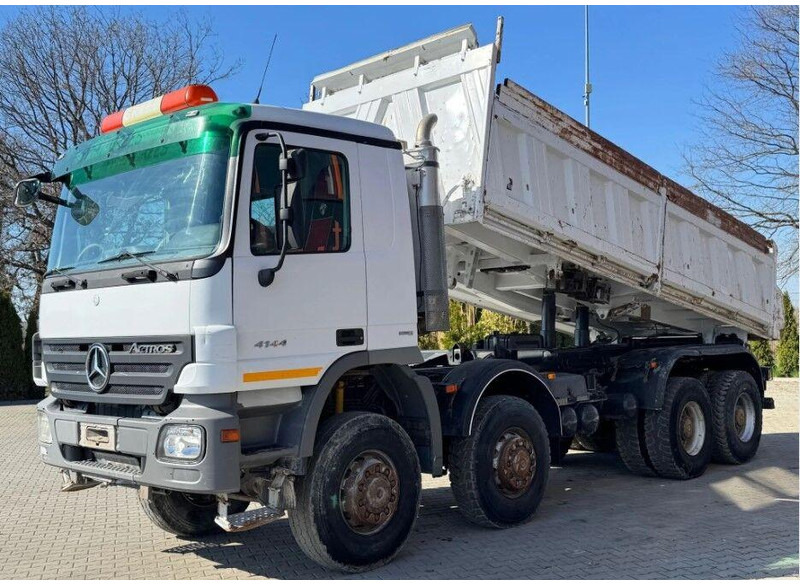 Mercedes-Benz ACTROS 4144 8x8 Tipper - Camión volquete: foto 4 Mercedes-Benz ACTROS 4144 8x8 Tipper - Camión volquete: foto 4