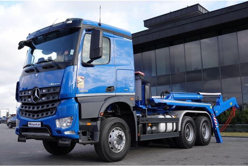 Mercedes-Benz AROCS 2645 / 6X4 / BRAMOWIEC / MEILLER / MANUAL / EURO 6 / SPROW - Camión portacontenedor de cadenas: foto 5 Mercedes-Benz AROCS 2645 / 6X4 / BRAMOWIEC / MEILLER / MANUAL / EURO 6 / SPROW - Camión portacontenedor de cadenas: foto 5