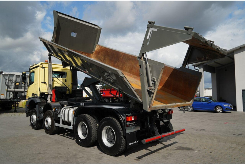 Mercedes-Benz AROCS 4148 - Camión volquete: foto 4 Mercedes-Benz AROCS 4148 - Camión volquete: foto 4