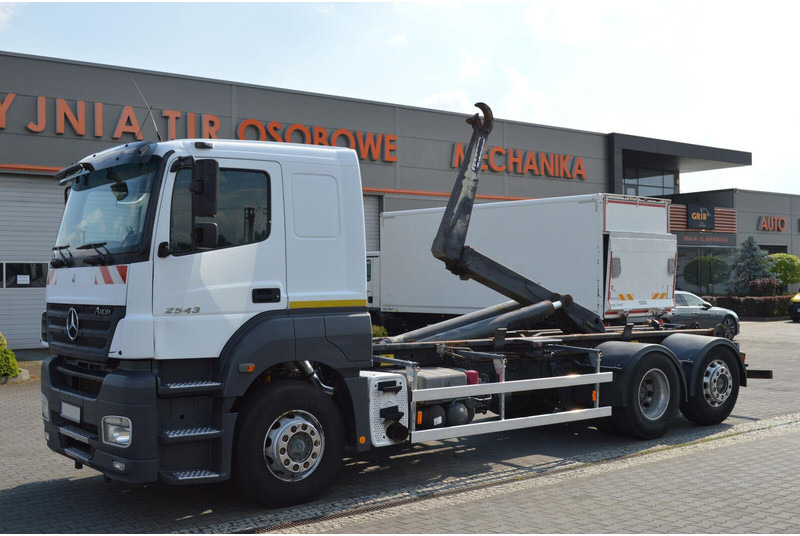 Mercedes-Benz AXOR 2543 HOOK JANCO HS20 14T KLIMA WEBASTO Bed Steering Axle Au - Camión multibasculante: foto 2 Mercedes-Benz AXOR 2543 HOOK JANCO HS20 14T KLIMA WEBASTO Bed Steering Axle Au - Camión multibasculante: foto 2