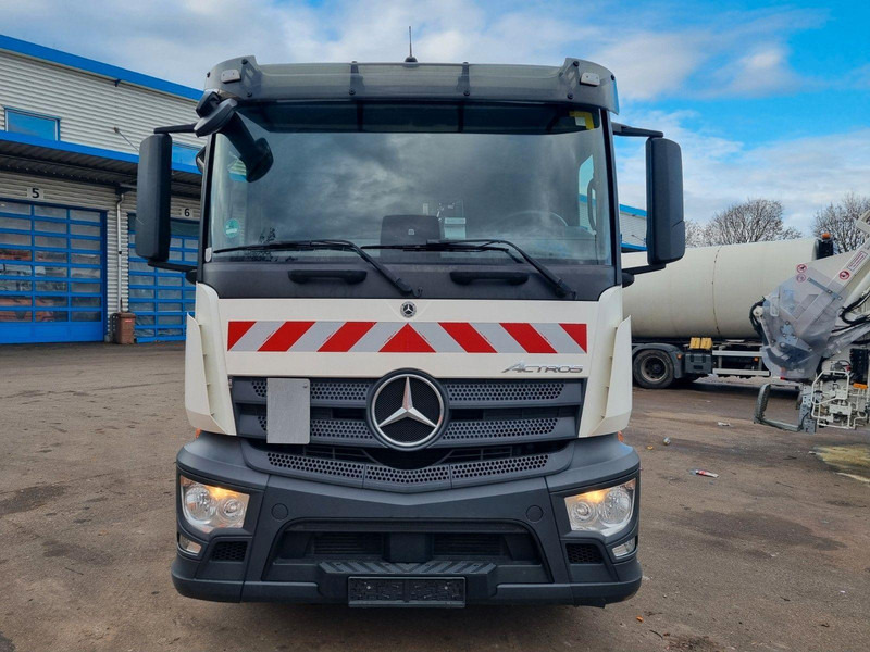 Mercedes-Benz Actros 2536 6x2 Faun Powerpress 524 Garbage truck - Camión de basura: foto 2 Mercedes-Benz Actros 2536 6x2 Faun Powerpress 524 Garbage truck - Camión de basura: foto 2