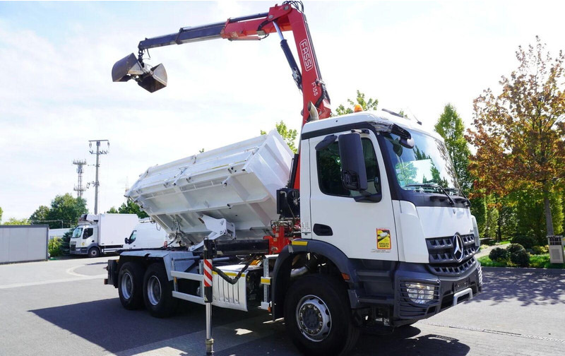 Leasing de Mercedes-Benz Arocs 2636 - 3 way tipper + crane 6x4 Mercedes-Benz Arocs 2636 - 3 way tipper + crane 6x4: foto 13 Leasing de Mercedes-Benz Arocs 2636 - 3 way tipper + crane 6x4 Mercedes-Benz Arocs 2636 - 3 way tipper + crane 6x4: foto 13