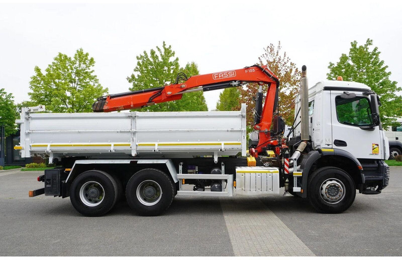 Leasing de Mercedes-Benz Arocs 2636 - 3 way tipper + crane 6x4 Mercedes-Benz Arocs 2636 - 3 way tipper + crane 6x4: foto 6 Leasing de Mercedes-Benz Arocs 2636 - 3 way tipper + crane 6x4 Mercedes-Benz Arocs 2636 - 3 way tipper + crane 6x4: foto 6