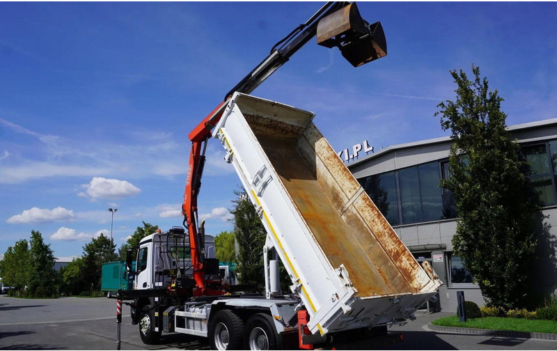 Leasing de Mercedes-Benz Arocs 2636 - 3 way tipper + crane 6x4 Mercedes-Benz Arocs 2636 - 3 way tipper + crane 6x4: foto 12 Leasing de Mercedes-Benz Arocs 2636 - 3 way tipper + crane 6x4 Mercedes-Benz Arocs 2636 - 3 way tipper + crane 6x4: foto 12