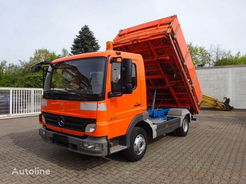 Mercedes-Benz Atego 818 3 way Meiller tipper - Camión volquete: foto 1 Mercedes-Benz Atego 818 3 way Meiller tipper - Camión volquete: foto 1