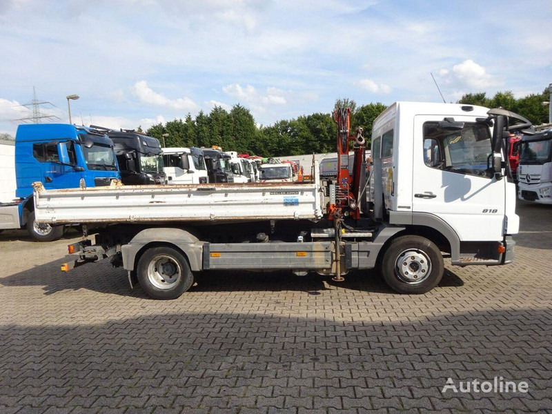 Mercedes-Benz Atego 818 - 3 way tipper+crane - Camión volquete, Camión grúa: foto 4 Mercedes-Benz Atego 818 - 3 way tipper+crane - Camión volquete, Camión grúa: foto 4