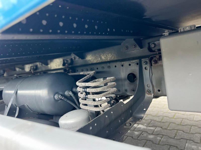 Leasing de Mercedes-Benz Atego 818 BOX CONTAINER + LIFT 1.HAND (DE) Mercedes-Benz Atego 818 BOX CONTAINER + LIFT 1.HAND (DE): foto 12 Leasing de Mercedes-Benz Atego 818 BOX CONTAINER + LIFT 1.HAND (DE) Mercedes-Benz Atego 818 BOX CONTAINER + LIFT 1.HAND (DE): foto 12