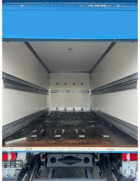 Leasing de Mercedes-Benz Atego 818 BOX CONTAINER + LIFT 1.HAND (DE) Mercedes-Benz Atego 818 BOX CONTAINER + LIFT 1.HAND (DE): foto 7 Leasing de Mercedes-Benz Atego 818 BOX CONTAINER + LIFT 1.HAND (DE) Mercedes-Benz Atego 818 BOX CONTAINER + LIFT 1.HAND (DE): foto 7