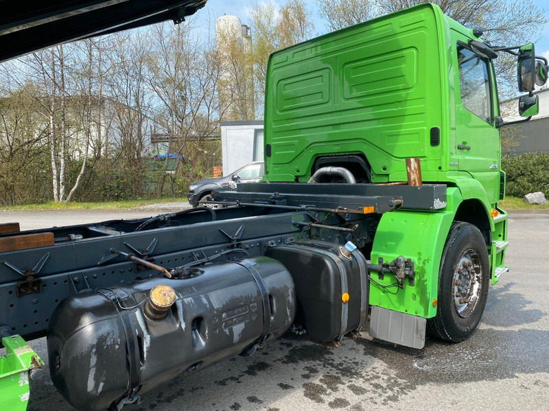 Mercedes-Benz Axor 1829 - Camión volquete: foto 4 Mercedes-Benz Axor 1829 - Camión volquete: foto 4