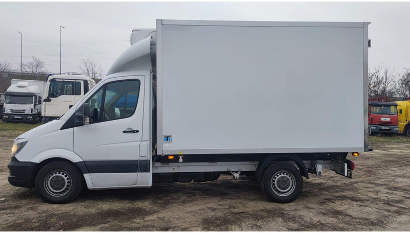 Mercedes-Benz Sprinter 316 cdi - Carrier Xarios 500 frigo - 3,5t - 220V - Furgoneta frigorifica: foto 4 Mercedes-Benz Sprinter 316 cdi - Carrier Xarios 500 frigo - 3,5t - 220V - Furgoneta frigorifica: foto 4