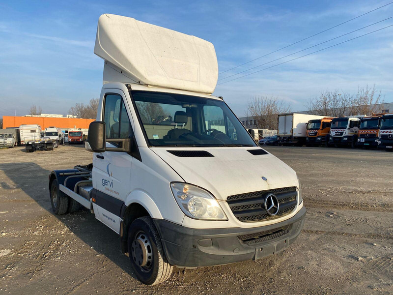 Mercedes-Benz Sprinter 515 - BE Mini Trekker - SZM - 3.5t - Cabeza tractora BE: foto 2 Mercedes-Benz Sprinter 515 - BE Mini Trekker - SZM - 3.5t - Cabeza tractora BE: foto 2