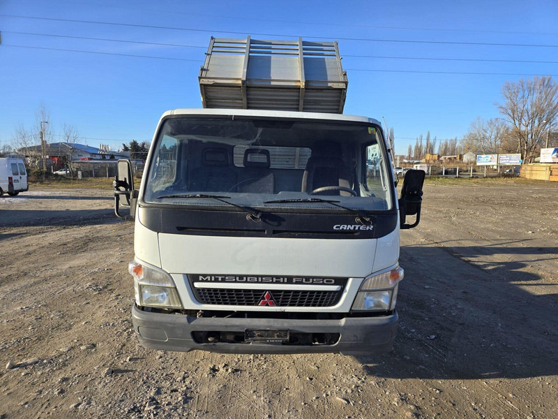 Mitsubishi Canter Fuso 3,0 d - 3 sided Tipper - Volquete furgoneta: foto 3 Mitsubishi Canter Fuso 3,0 d - 3 sided Tipper - Volquete furgoneta: foto 3