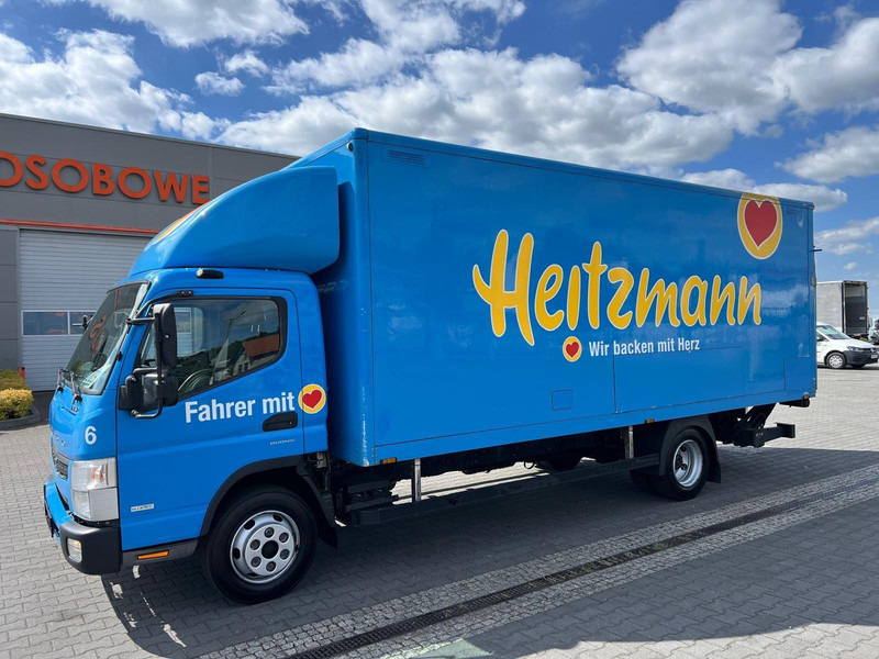 Mitsubishi Fuso Canter 7C18 BOX LIFT CONTAINER 1.HAND - Camión caja cerrada: foto 2 Mitsubishi Fuso Canter 7C18 BOX LIFT CONTAINER 1.HAND - Camión caja cerrada: foto 2