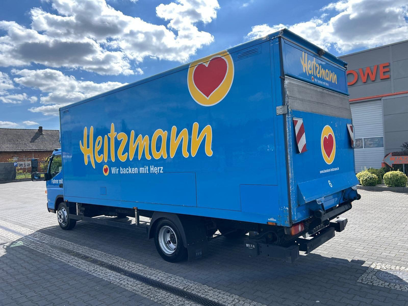 Mitsubishi Fuso Canter 7C18 BOX LIFT CONTAINER 1.HAND - Camión caja cerrada: foto 3 Mitsubishi Fuso Canter 7C18 BOX LIFT CONTAINER 1.HAND - Camión caja cerrada: foto 3