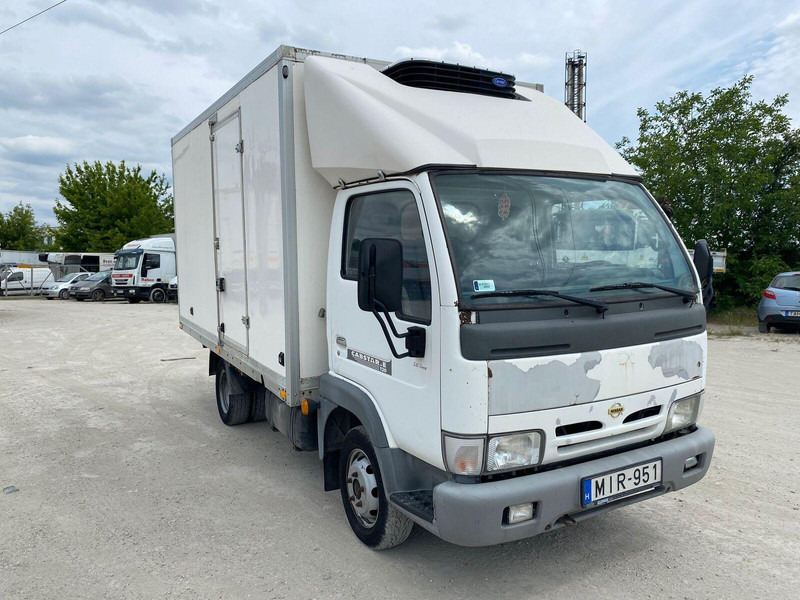Nissan Cabstar 3,0 tdi Frigo + meat hook - 3,5t - Furgoneta frigorifica: foto 1 Nissan Cabstar 3,0 tdi Frigo + meat hook - 3,5t - Furgoneta frigorifica: foto 1