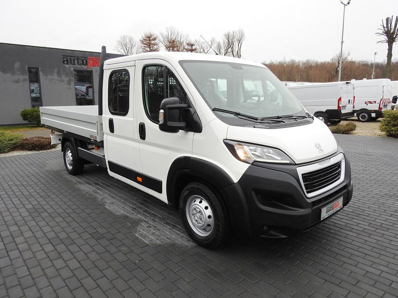 Peugeot BOXER SKRZYNIA PODWÓJNA KABINA DOKA 7 MIEJSC TEMPOMAT KLIMATYZAC - Caja abierta furgoneta, Furgoneta combi: foto 4 Peugeot BOXER SKRZYNIA PODWÓJNA KABINA DOKA 7 MIEJSC TEMPOMAT KLIMATYZAC - Caja abierta furgoneta, Furgoneta combi: foto 4