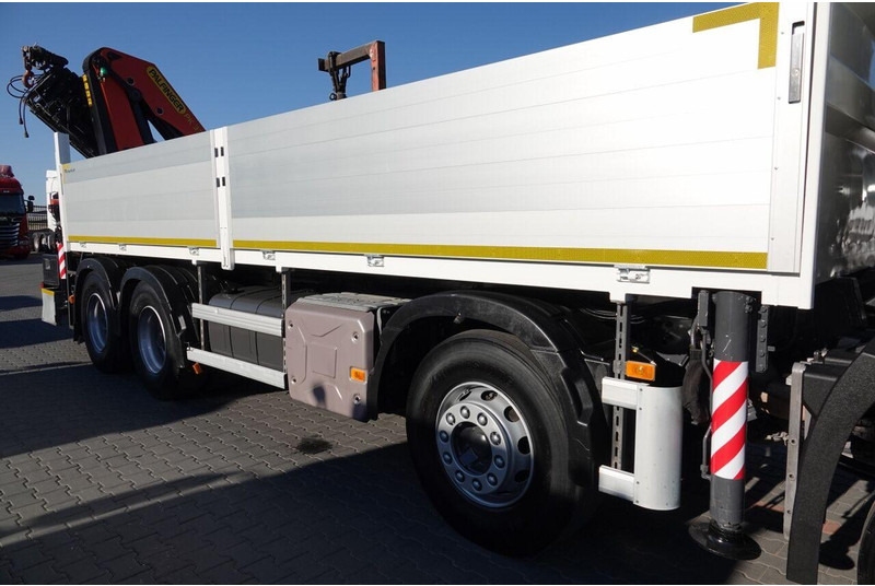 Camión caja abierta, Camión grúa Renault C 430 / 8x4 / SKRZYNIOWY 7 M + HDS PALFINGER 33002 -wysów: 14,5: foto 15 Camión caja abierta, Camión grúa Renault C 430 / 8x4 / SKRZYNIOWY 7 M + HDS PALFINGER 33002 -wysów: 14,5: foto 15