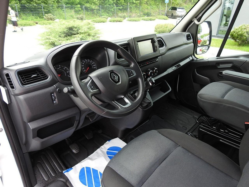 Renault MASTER FURGON BRYGADÓWKA  6 MIEJSCA TEMPOMAT NAWIGACJA KLIMATYZA - Minibús, Furgoneta de pasajeros: foto 2 Renault MASTER FURGON BRYGADÓWKA  6 MIEJSCA TEMPOMAT NAWIGACJA KLIMATYZA - Minibús, Furgoneta de pasajeros: foto 2
