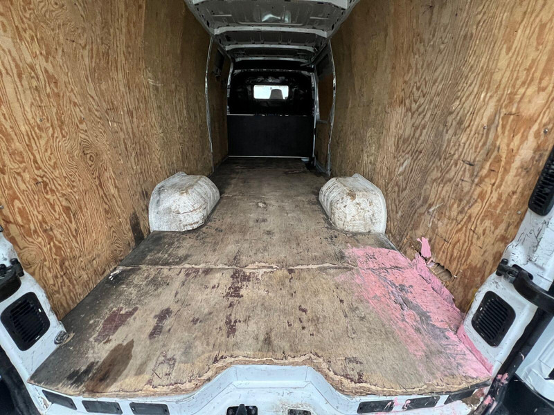 Renault Master 135DCI Furgon Maxi L4H2 One Owner - Furgoneta caja cerrada: foto 1 Renault Master 135DCI Furgon Maxi L4H2 One Owner - Furgoneta caja cerrada: foto 1