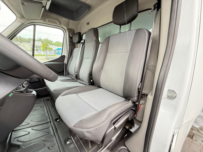 Furgoneta con caja de lona Renault Master 165 DCI Plandeka 5,06 m x 2,46 m Salon PL: foto 7