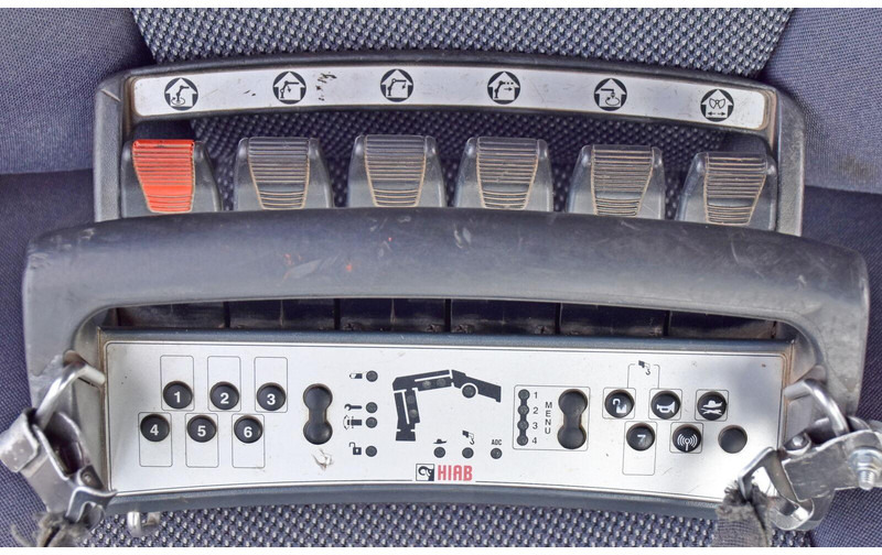 Camión con equipo de cable, Camión grúa Scania G 400: foto 11