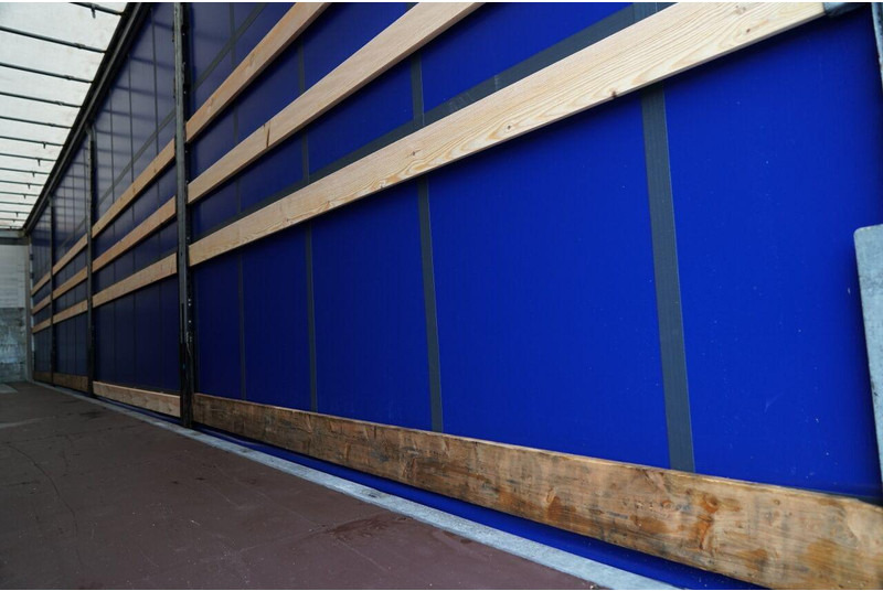 Semirremolque lona Schmitz Cargobull FIRANKA / STANDARD / 2 OSIE PODNOSZONE: foto 16 Semirremolque lona Schmitz Cargobull FIRANKA / STANDARD / 2 OSIE PODNOSZONE: foto 16