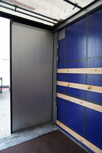 Semirremolque lona Schmitz Cargobull FIRANKA / STANDARD / 2 OSIE PODNOSZONE: foto 19 Semirremolque lona Schmitz Cargobull FIRANKA / STANDARD / 2 OSIE PODNOSZONE: foto 19