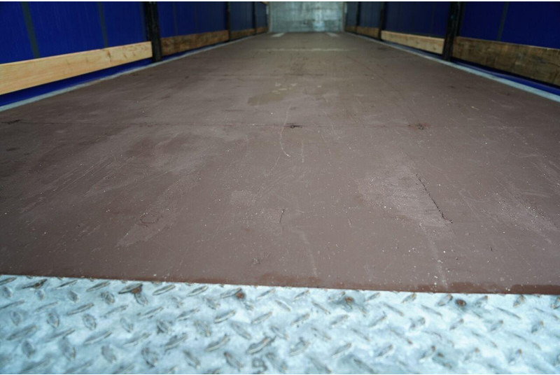 Semirremolque lona Schmitz Cargobull FIRANKA / STANDARD / 2 OSIE PODNOSZONE: foto 18 Semirremolque lona Schmitz Cargobull FIRANKA / STANDARD / 2 OSIE PODNOSZONE: foto 18