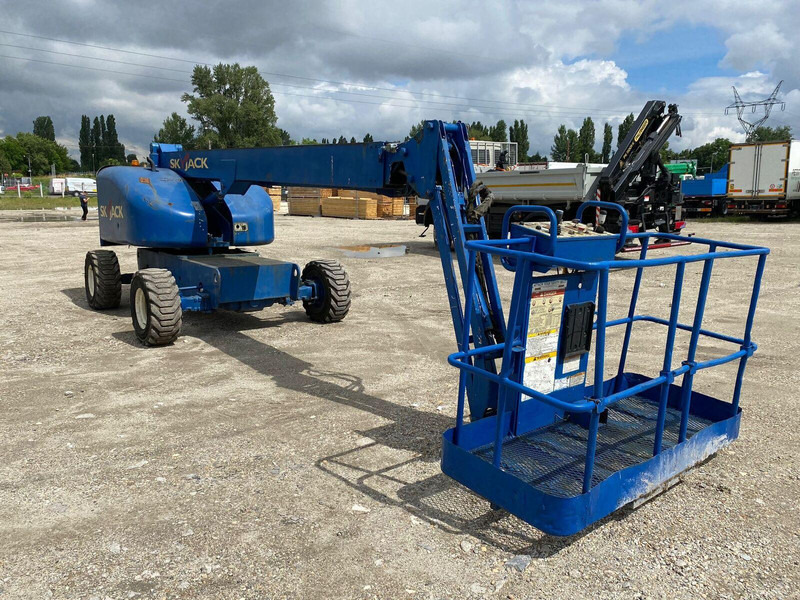 Skyjack SJ40T 4x4 Diesel - Lifting basket - 14m - Plataforma elevadora: foto 5 Skyjack SJ40T 4x4 Diesel - Lifting basket - 14m - Plataforma elevadora: foto 5