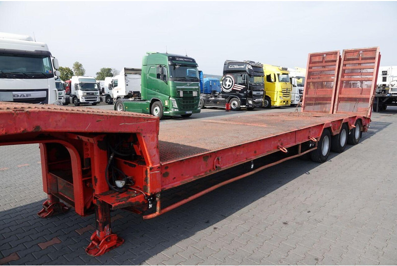 Leasing de Verem NACZEPA LAWETA NISKOPODWOZIE / NAJAZDY HYDRAULICZNE / 3 OSIOWA / Verem NACZEPA LAWETA NISKOPODWOZIE / NAJAZDY HYDRAULICZNE / 3 OSIOWA /: foto 12