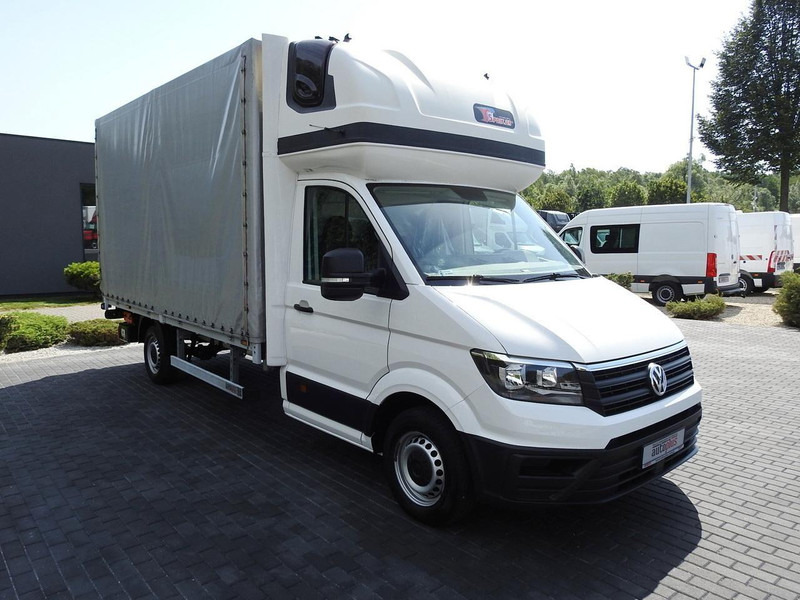 Volkswagen CRAFTER PLANDEKA WINDA 8 PALET WEBASTO TEMPOMAT 180KM [ 032919 - Furgoneta con caja de lona: foto 4 Volkswagen CRAFTER PLANDEKA WINDA 8 PALET WEBASTO TEMPOMAT 180KM [ 032919 - Furgoneta con caja de lona: foto 4