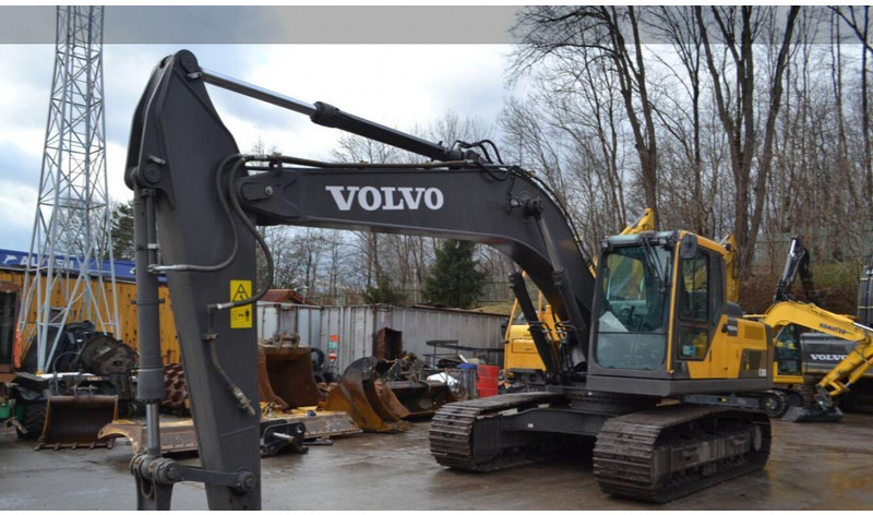 Volvo EC200 - Excavadora de cadenas: foto 4 Volvo EC200 - Excavadora de cadenas: foto 4