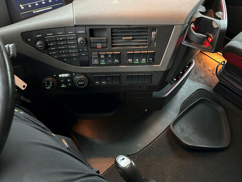 Volvo FH 13 460 + Palfinger PK 18002 - Camión caja abierta, Camión grúa: foto 5 Volvo FH 13 460 + Palfinger PK 18002 - Camión caja abierta, Camión grúa: foto 5