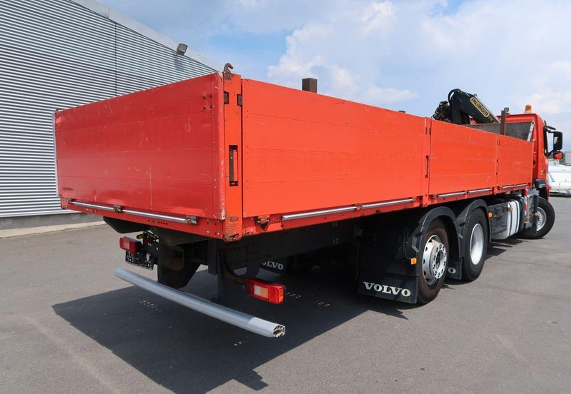 Volvo FM 330 6x2 - Camión caja abierta, Camión grúa: foto 5 Volvo FM 330 6x2 - Camión caja abierta, Camión grúa: foto 5