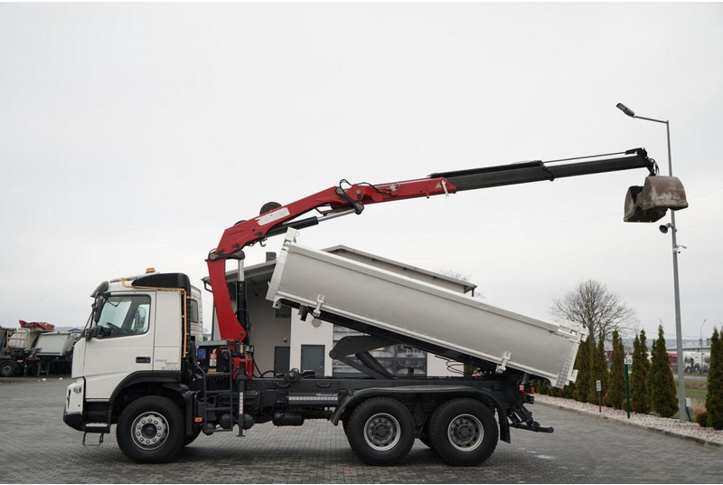 Volvo FMX 380 / 6x4 / WYWROTKA + HDS HMF 1820 K2 / HYDROBURTA / STEROW - Camión volquete, Camión grúa: foto 2 Volvo FMX 380 / 6x4 / WYWROTKA + HDS HMF 1820 K2 / HYDROBURTA / STEROW - Camión volquete, Camión grúa: foto 2