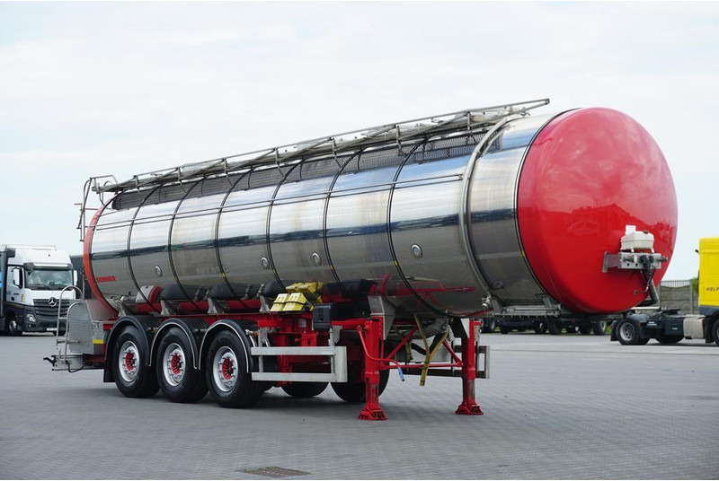 Wielton SOMMER / CYSTERNA SPOZYWCZA / 28 374 LITRÓW / 4 KOMOROWA / WEBAS - Semirremolque cisterna: foto 2 Wielton SOMMER / CYSTERNA SPOZYWCZA / 28 374 LITRÓW / 4 KOMOROWA / WEBAS - Semirremolque cisterna: foto 2