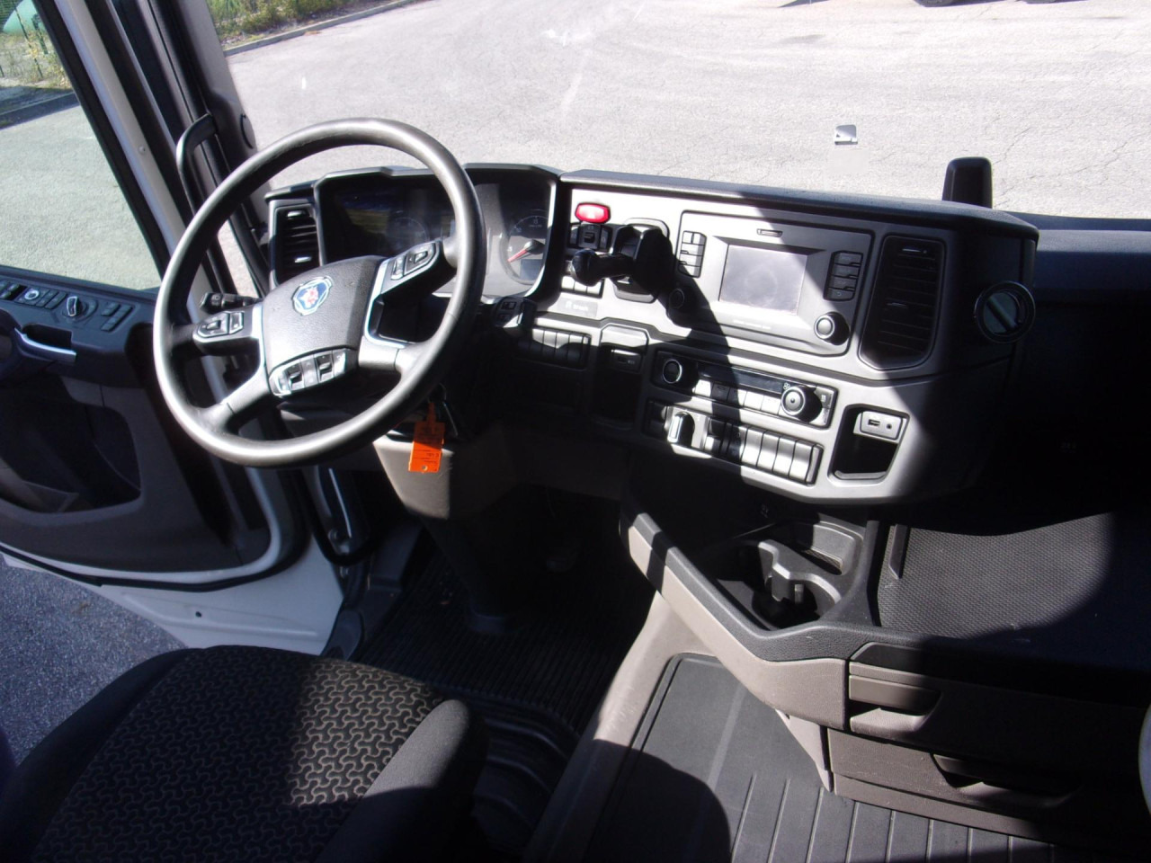 SCANIA R 450 A4x2NA - Cabeza tractora: foto 3 SCANIA R 450 A4x2NA - Cabeza tractora: foto 3