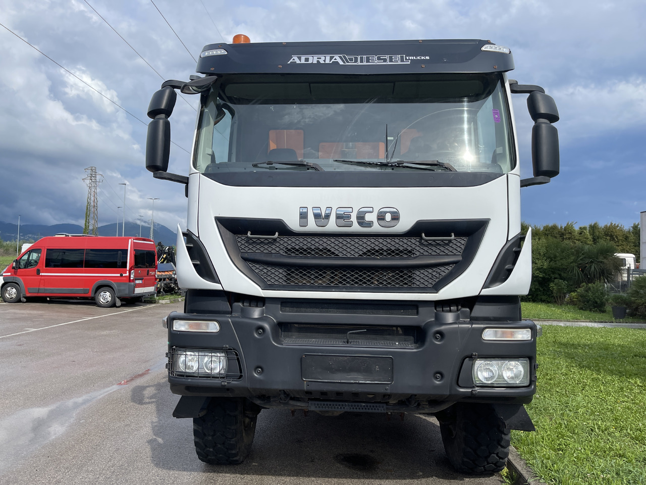 IVECO Trakker 450 - Camión volquete: foto 3 IVECO Trakker 450 - Camión volquete: foto 3