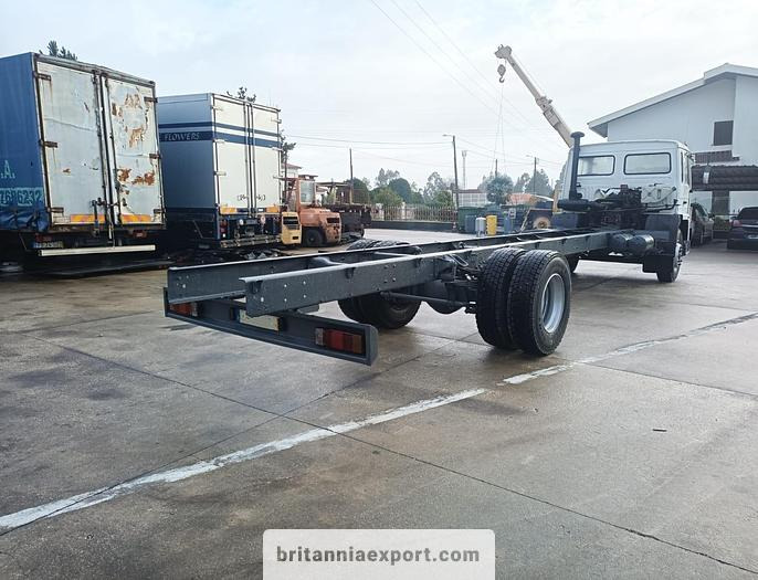 VOLVO FL6 19 | Intercooler | On springs | On 10 studs - Camión chasis: foto 4 VOLVO FL6 19 | Intercooler | On springs | On 10 studs - Camión chasis: foto 4