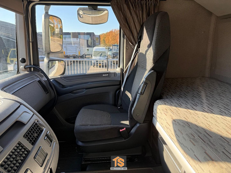 Cabeza tractora DAF XF 106.460 AUTOMATIC - EURO 6 - BELGIUM TOP TRUCK - NEW APK/TUV - NEW TACHO: foto 11 Cabeza tractora DAF XF 106.460 AUTOMATIC - EURO 6 - BELGIUM TOP TRUCK - NEW APK/TUV - NEW TACHO: foto 11