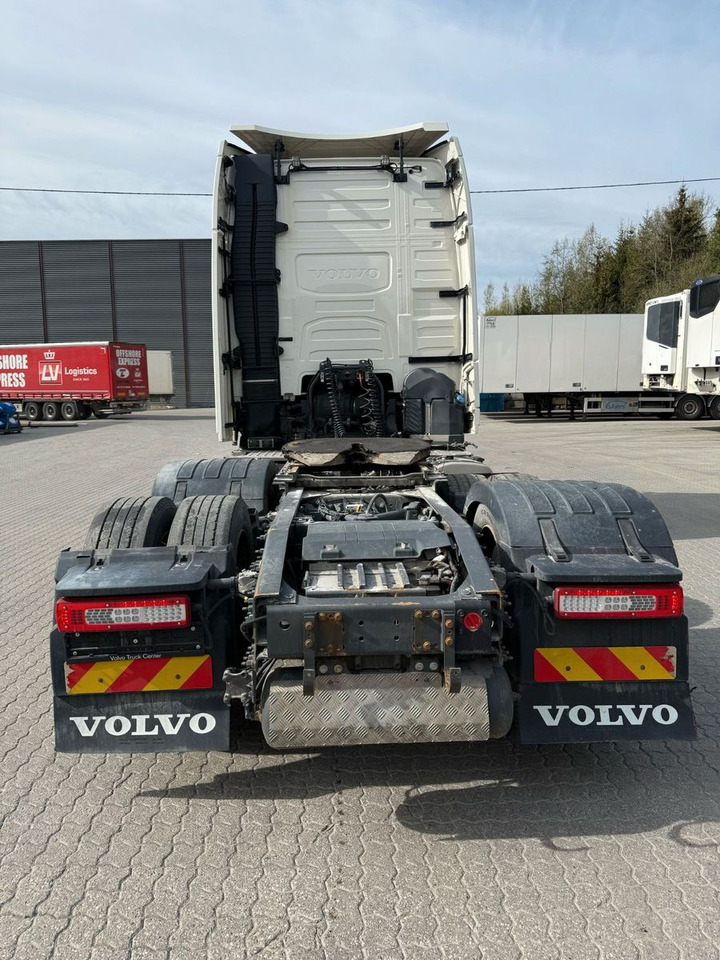 Volvo FH540 6x2 / Double boogie - Cabeza tractora: foto 4 Volvo FH540 6x2 / Double boogie - Cabeza tractora: foto 4