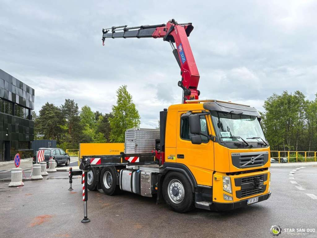 Volvo  FM 460 6x4x4 HMF 3220 Crane HDS - Cabeza tractora: foto 2 Volvo  FM 460 6x4x4 HMF 3220 Crane HDS - Cabeza tractora: foto 2