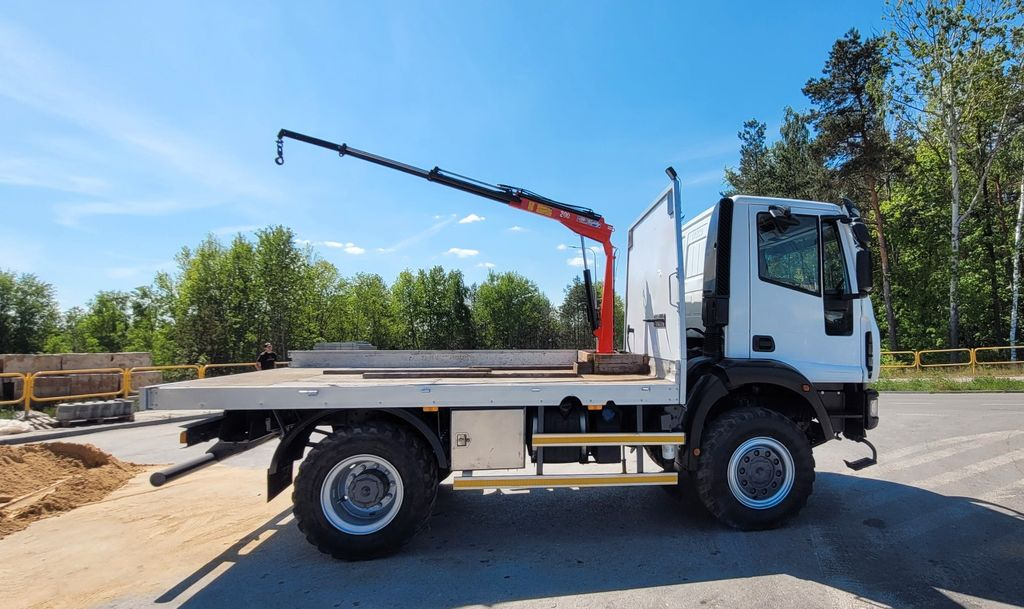 Iveco EUROCARGO 4x4 ML110 HMF 202 EURO 6 Kran Crane - Camión grúa, Camión caja abierta: foto 4 Iveco EUROCARGO 4x4 ML110 HMF 202 EURO 6 Kran Crane - Camión grúa, Camión caja abierta: foto 4