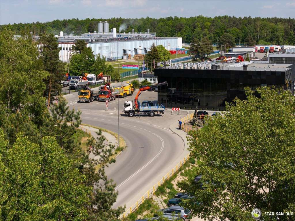 MAN TGM 18 250 4x4 PALFINGER PK 27001 HDS Crane Kra - Camión volquete: foto 4 MAN TGM 18 250 4x4 PALFINGER PK 27001 HDS Crane Kra - Camión volquete: foto 4